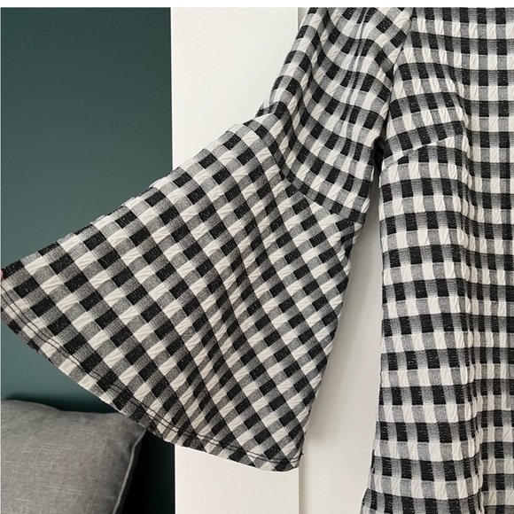 Black and white checkered Blouse with wide sleeves - Picture 3 of 4